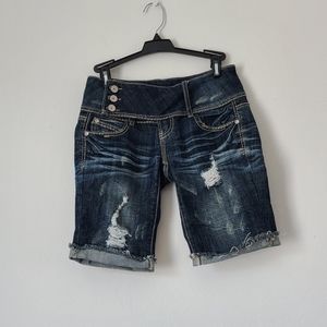 Almoust Famous bermuda jean